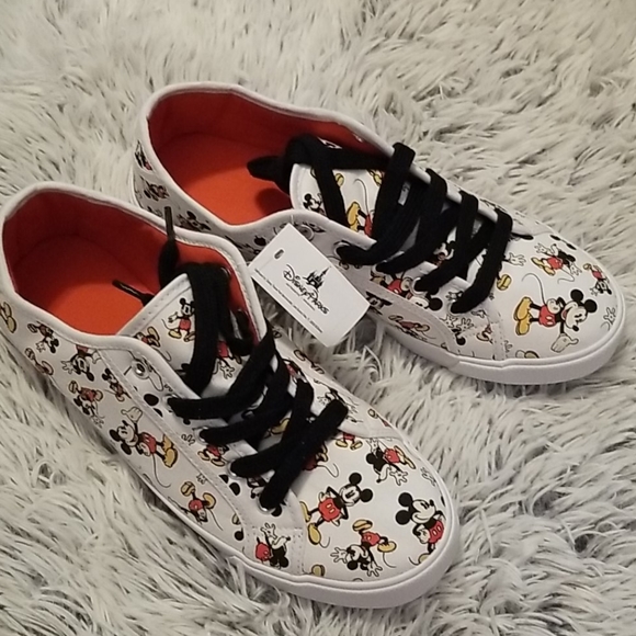 mickey mouse canvas shoes